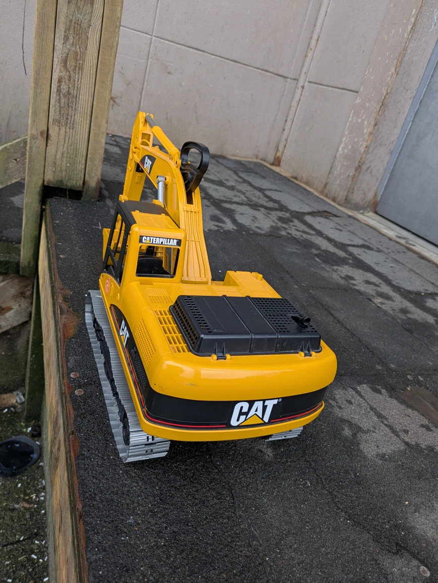 Excavator Toy Cat  , Bruder (plastic )  2001 - photo 2