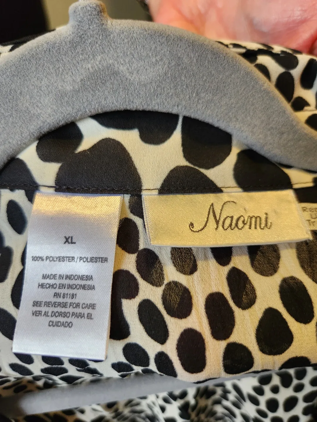 Naomi XL Black & White Print Blouse image indicator(2)