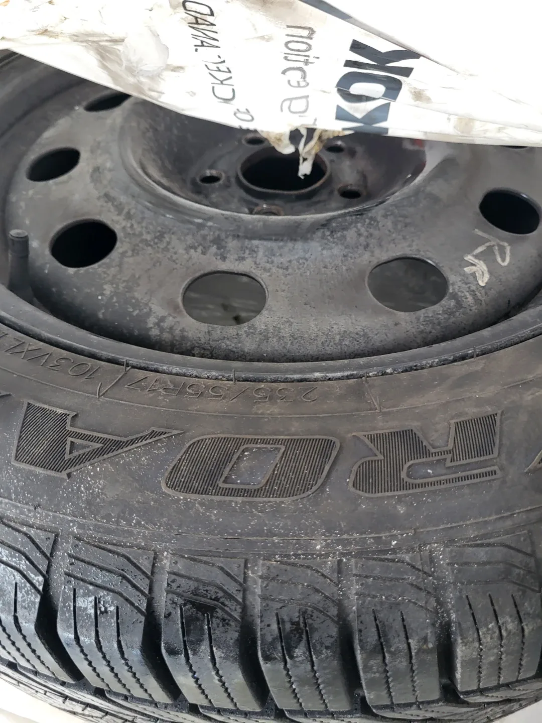 Joyroad 235/55R17 Winter Tires - Set of 4 image indicator(2)