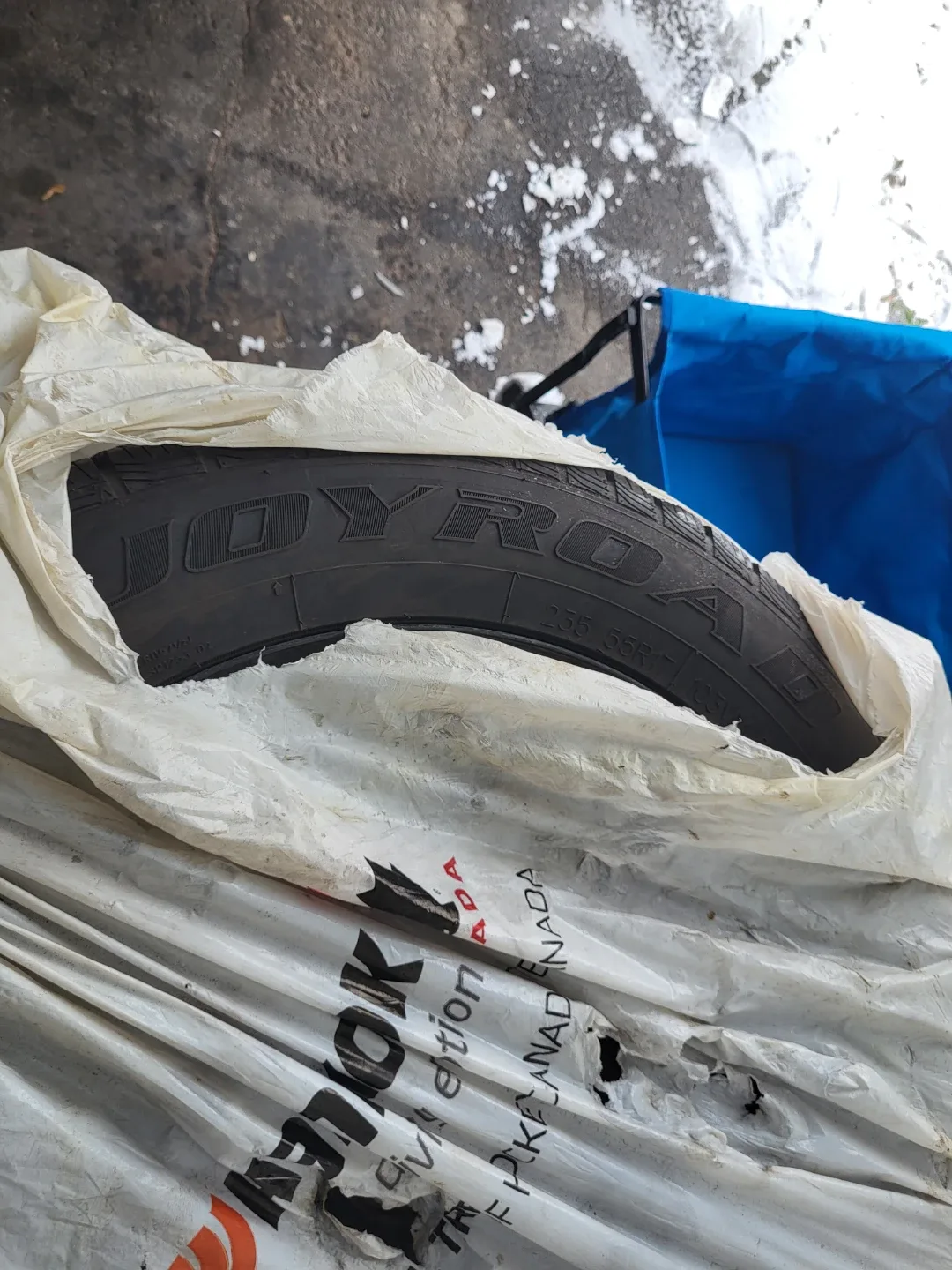 Joyroad 235/55R17 Winter Tires - Set of 4 image indicator(3)