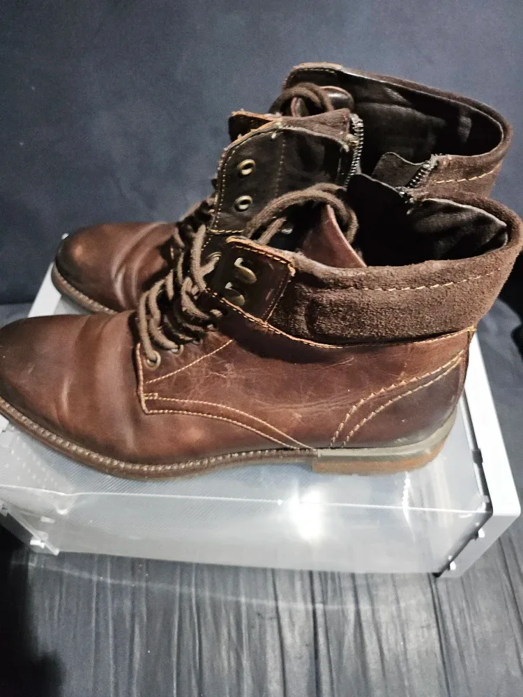 Alfani Kooper Brown Leather Boots - Size 9.5M image indicator(2)