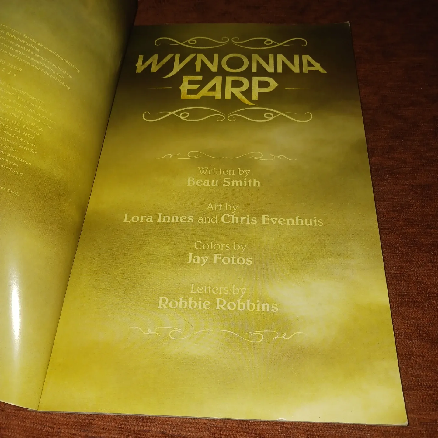 Wynonna Earp: Homecoming Comic Book image indicator(2)
