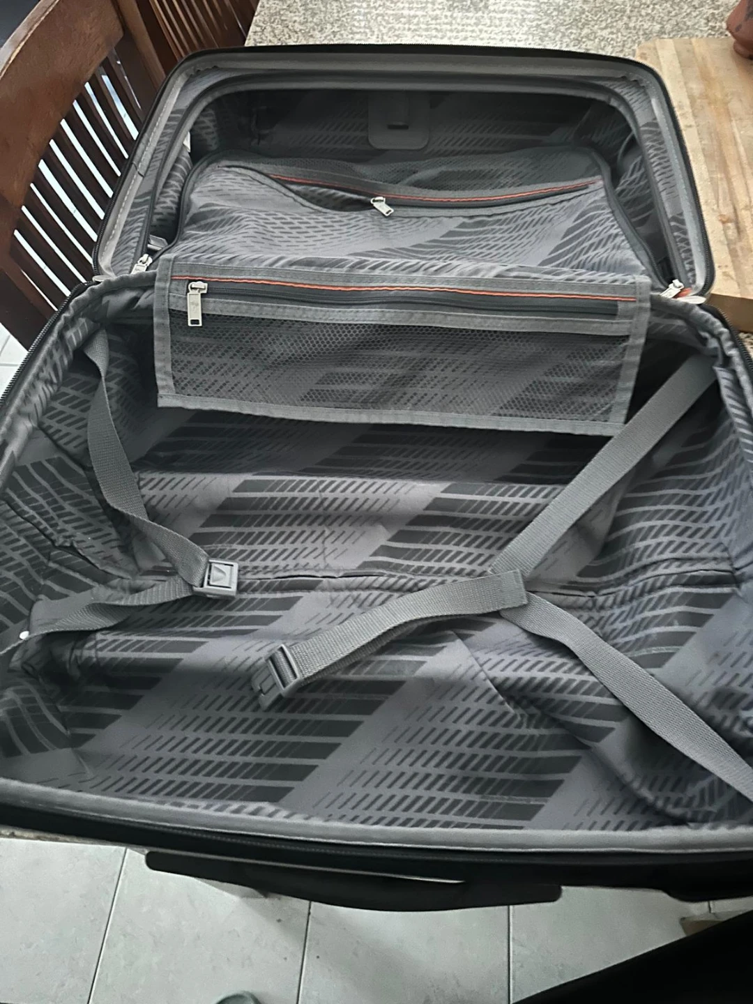 Ricardo Elite Carry-On Suitcase - photo 4