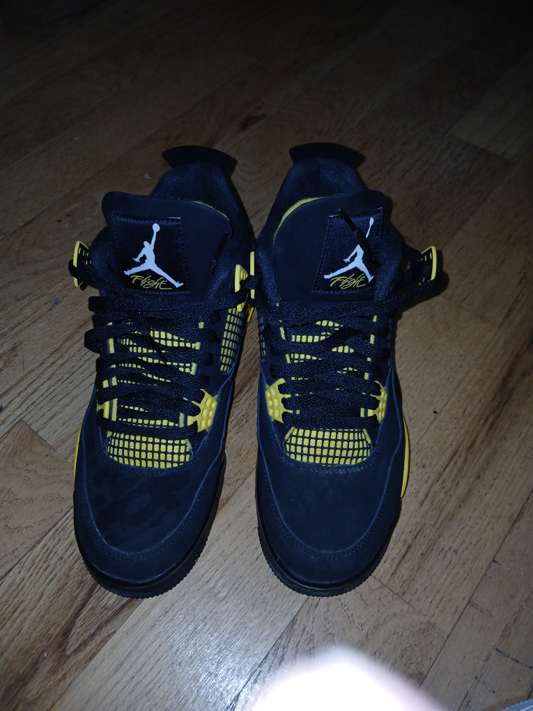 Air Jordan 4 Retro Black/Yellow