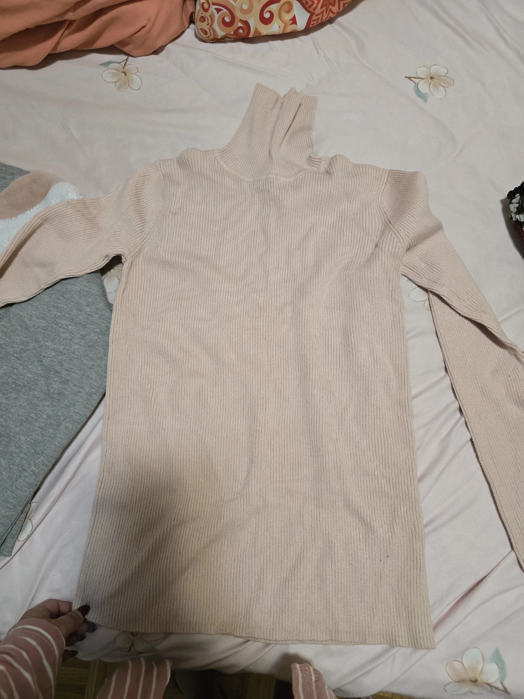Free - photo 2