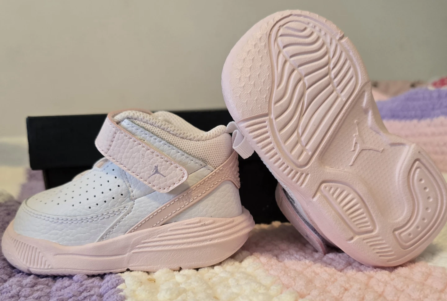 Jordan Max Aura 4 Toddler Shoes - Size 4c - photo 2