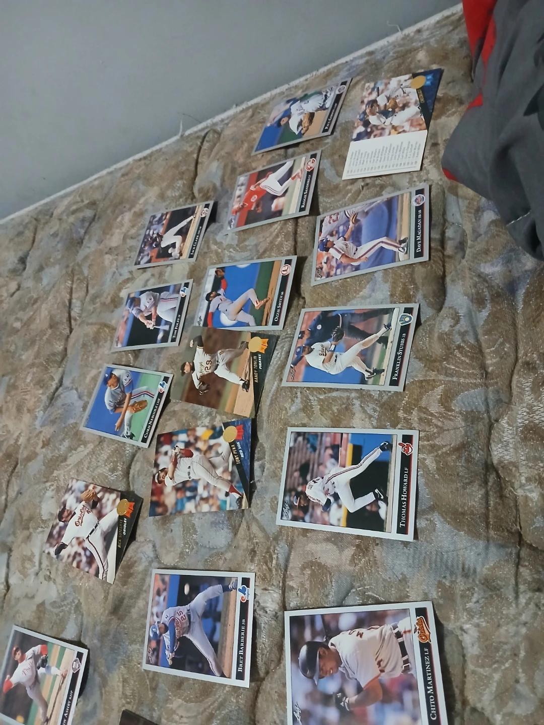 Baseball Cards Lot - photo 2