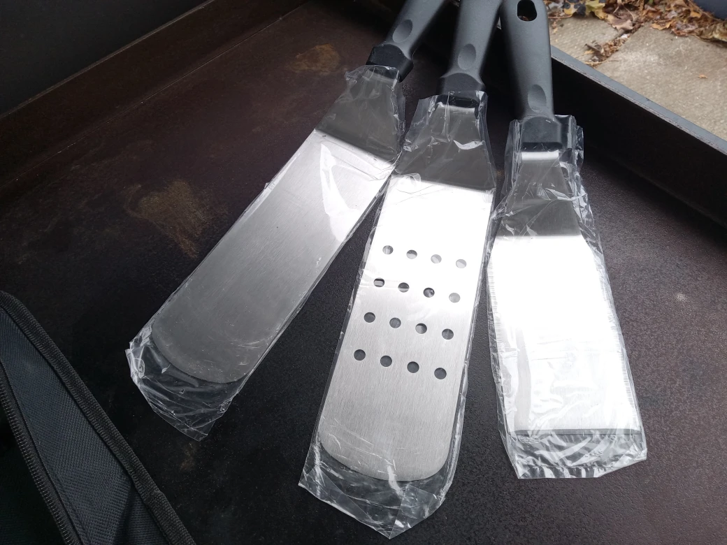 New char-broil 36" 4 burner griddle - photo 2