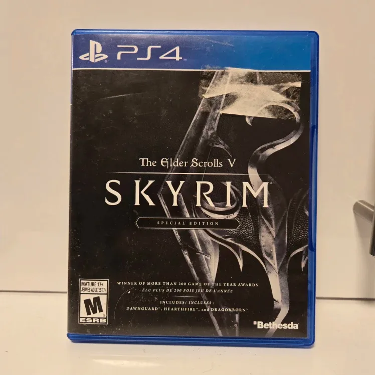 The Elder Scrolls V: Skyrim - PS4 Special Edition #Cleanout