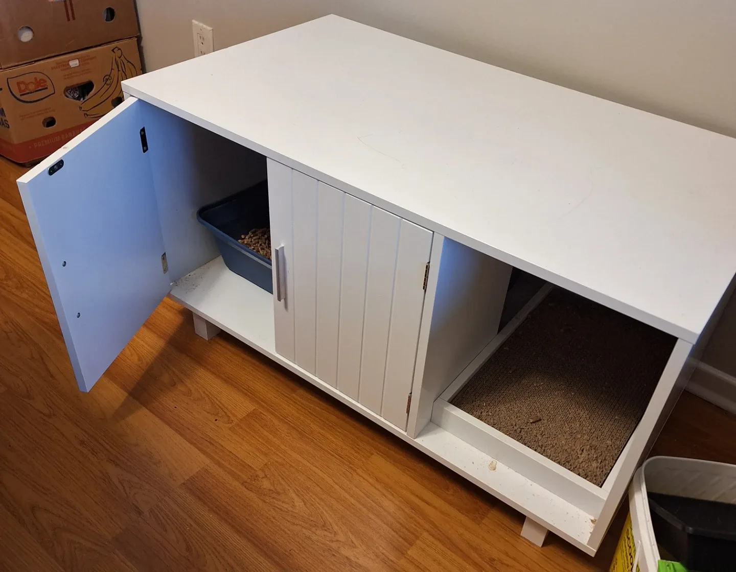 White Cat Litter Box Enclosure Cabinet image indicator(2)