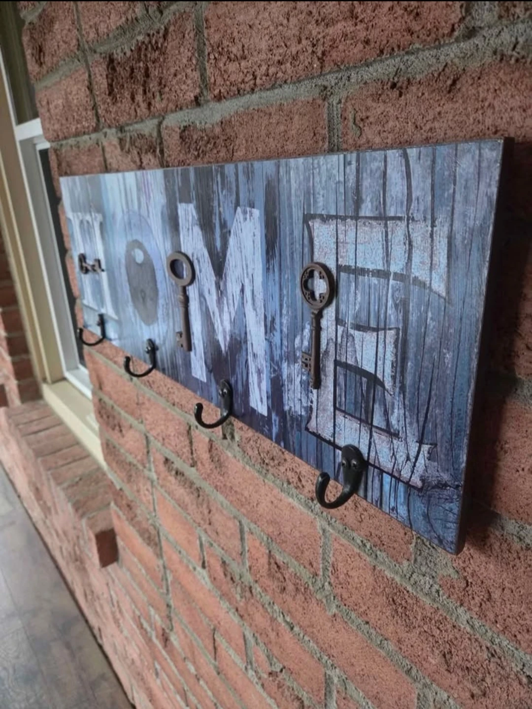 Key Holder with Hooks - photo 2