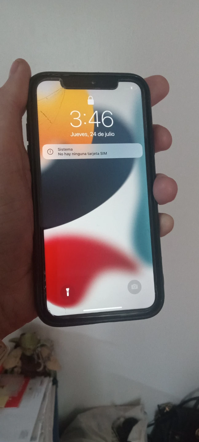 Black Apple iPhone 11 - photo 3