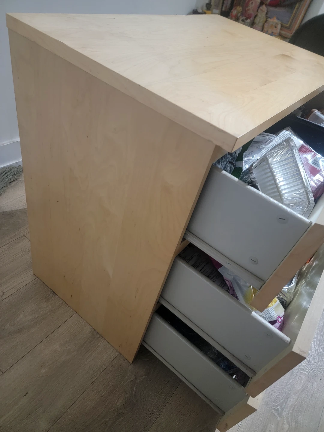 Wooden 3-Drawer Dresser - photo 4