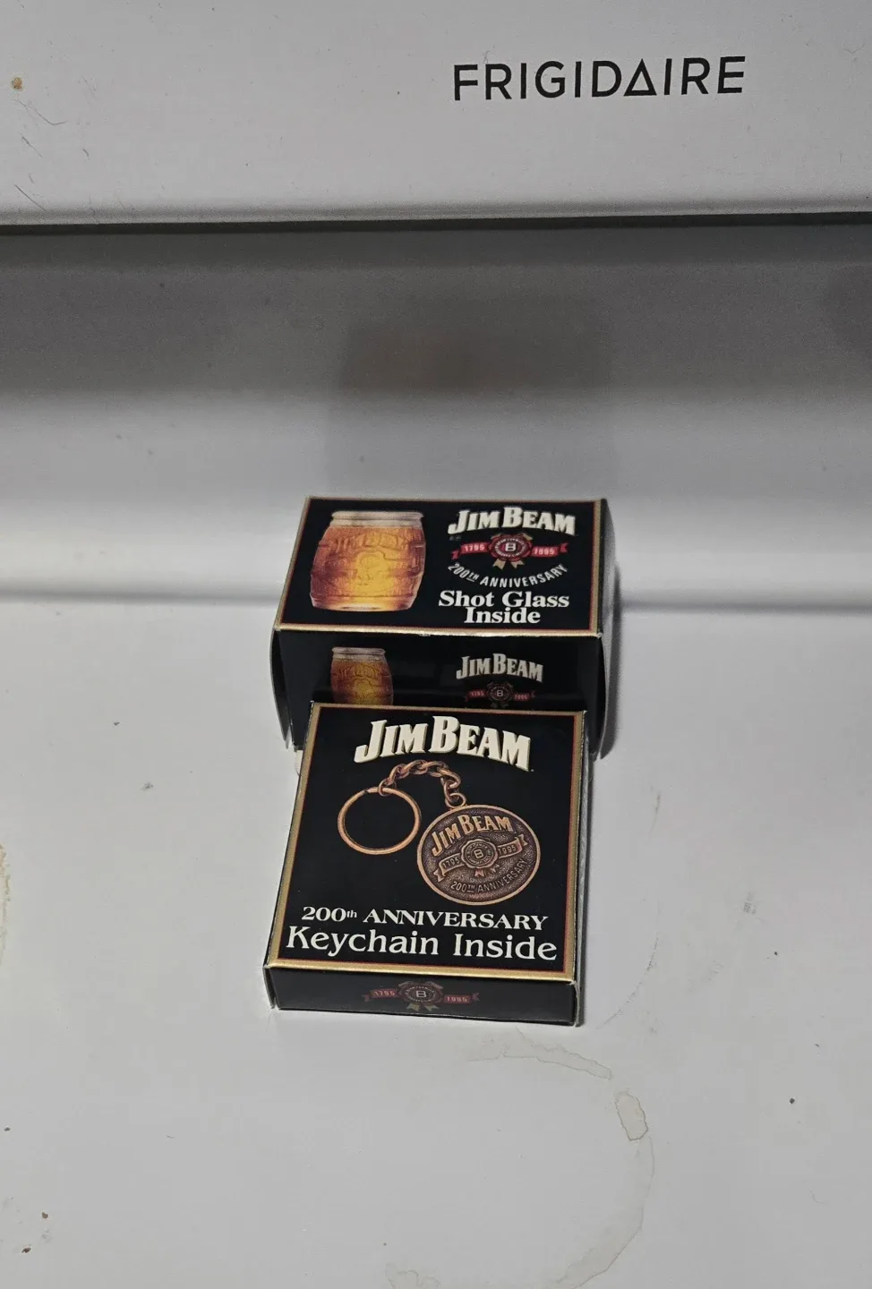 Jim Beam 200th Anniversary Keychain & Shot Glasses image indicator(4)