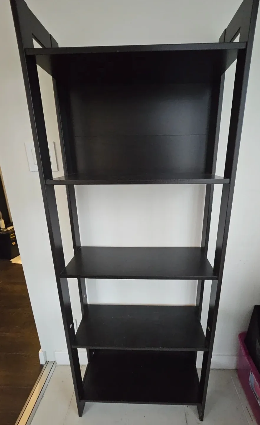 Black Ladder Shelf - 5 Tier Bookshelf