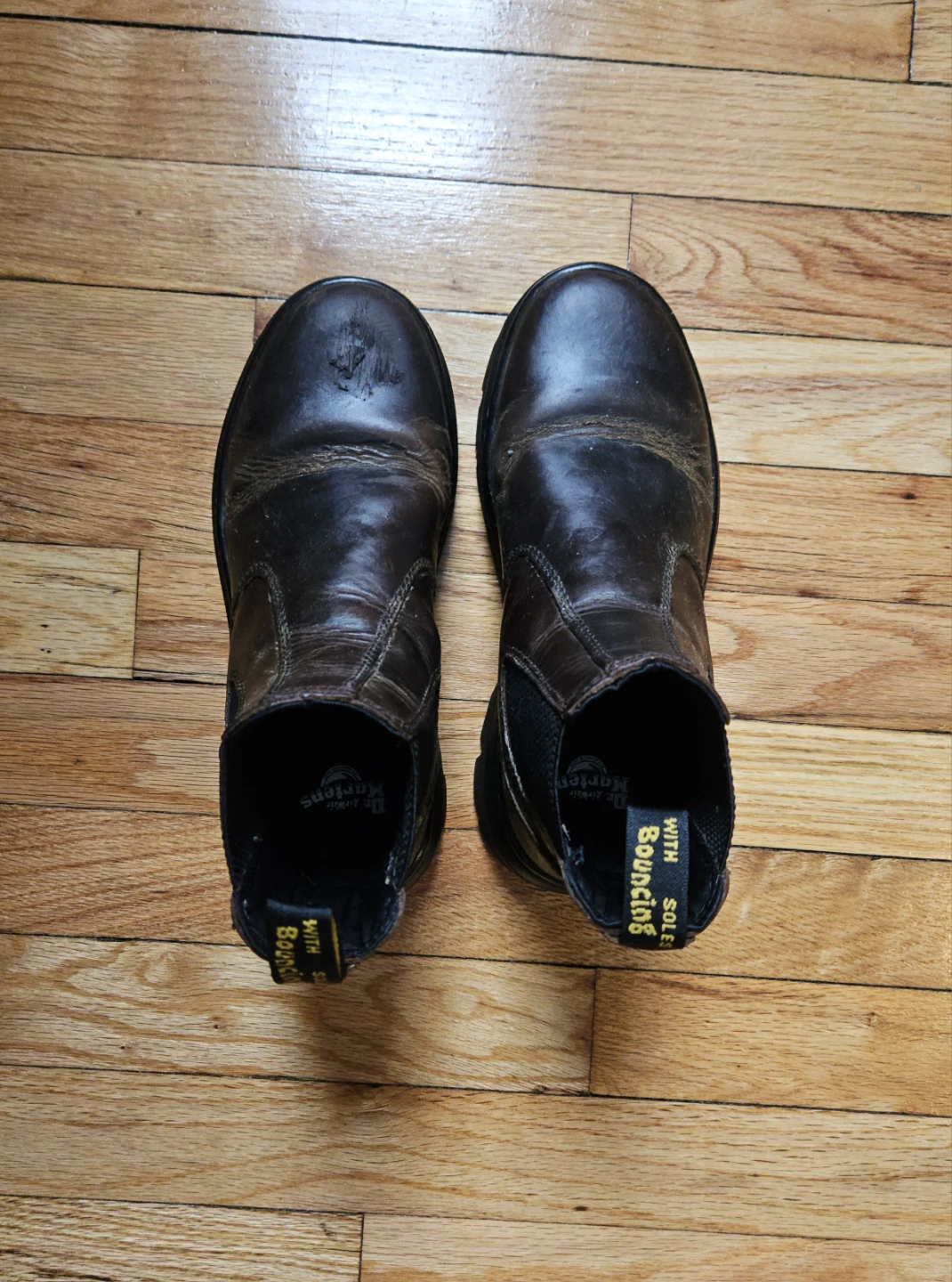 Dr. Martens 2976 Quad Chelsea Boots US 6