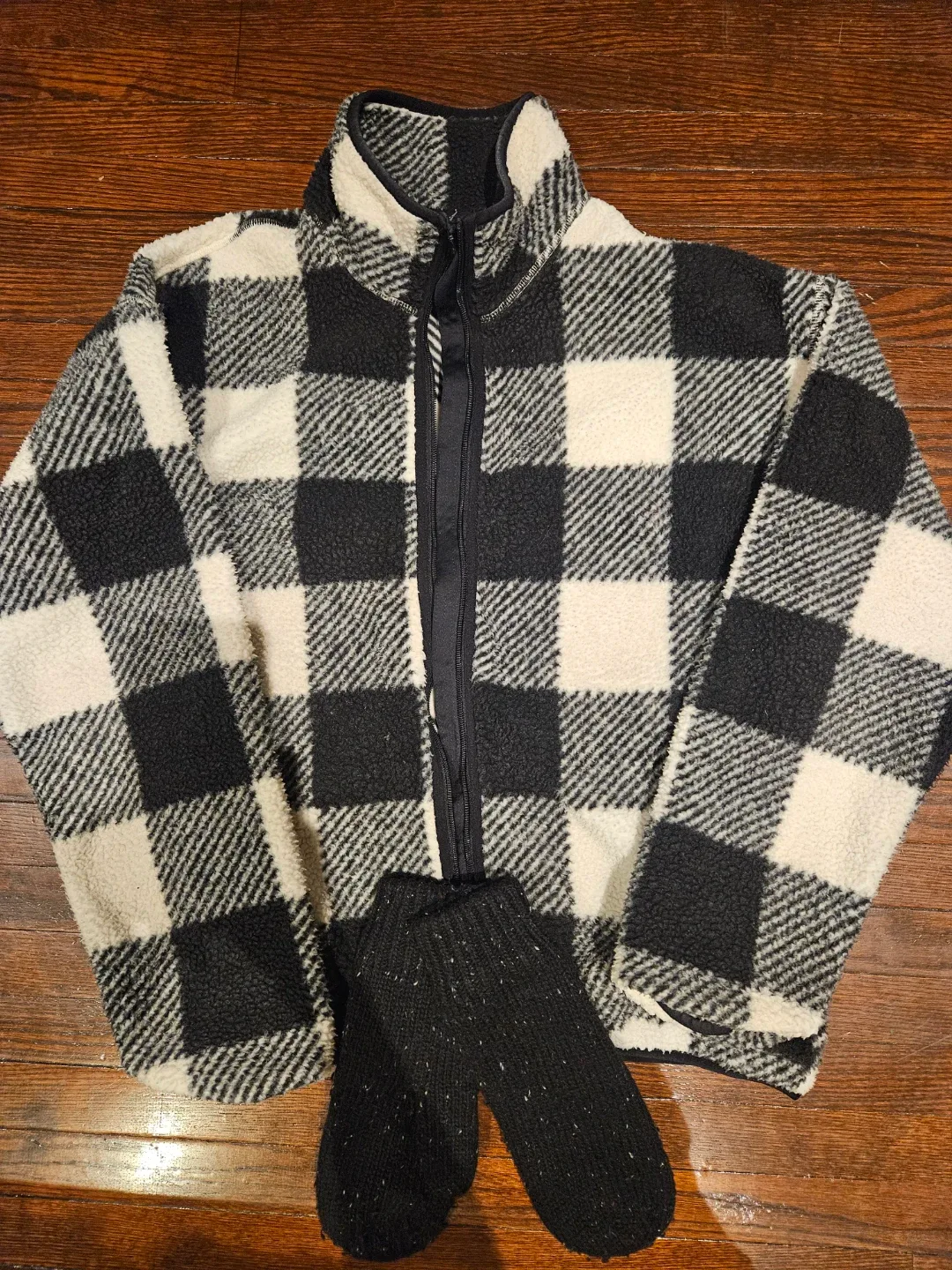 Woman Clothes, Mittens & others