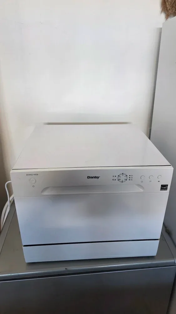 Danby DDW621WDB Countertop Dishwasher