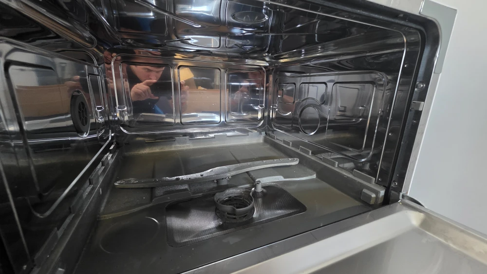 Danby DDW621WDB Countertop Dishwasher - photo 3