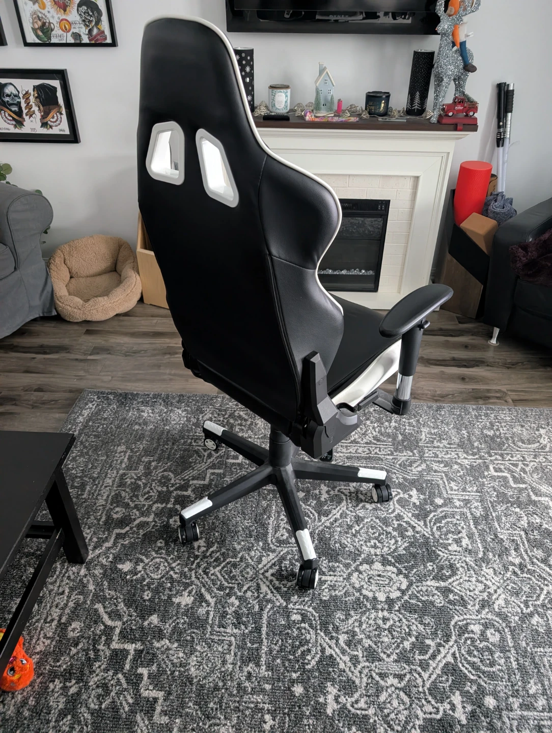 Black and White Gaming Chair - photo 4