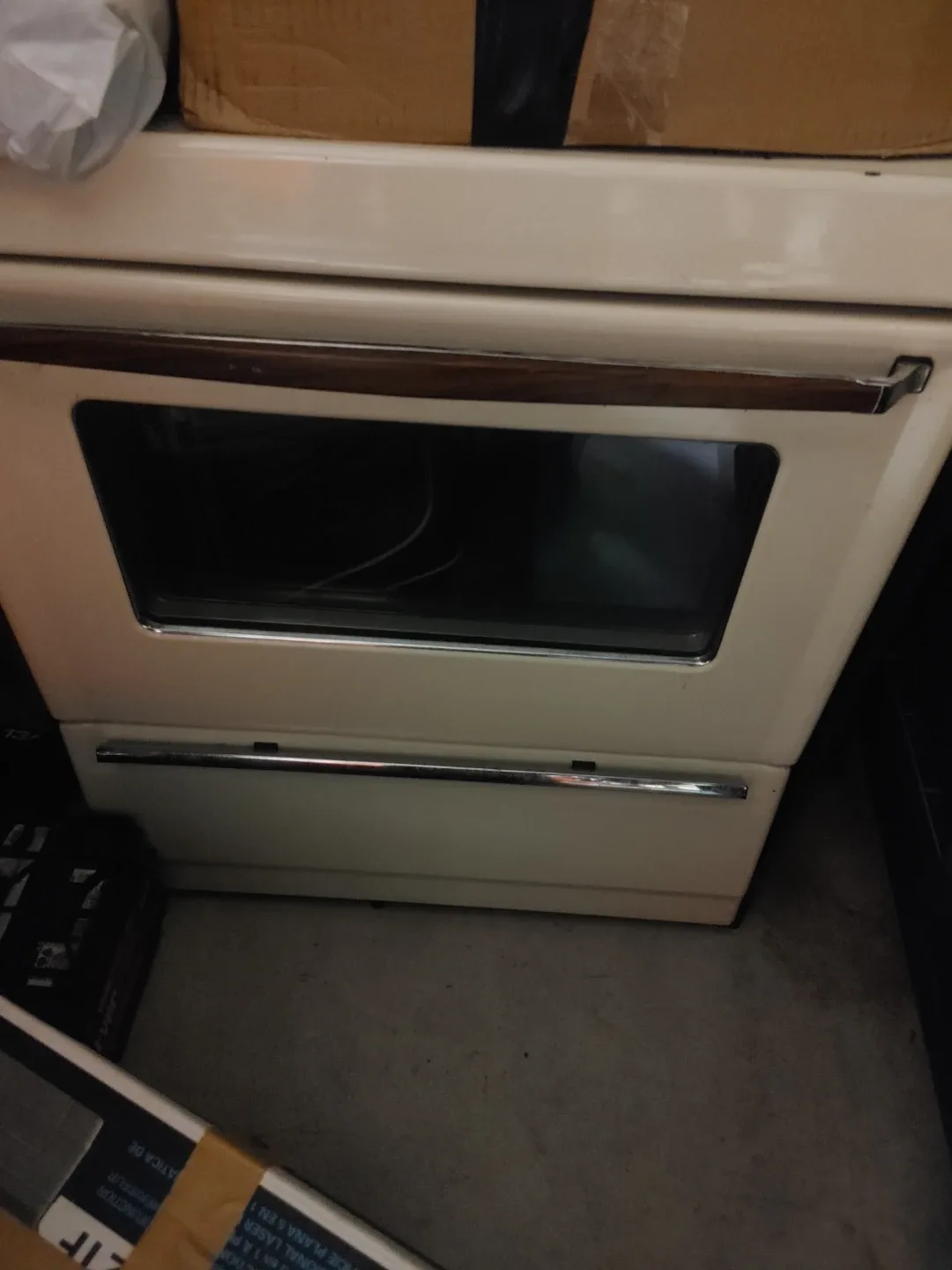 Moffat electric stove