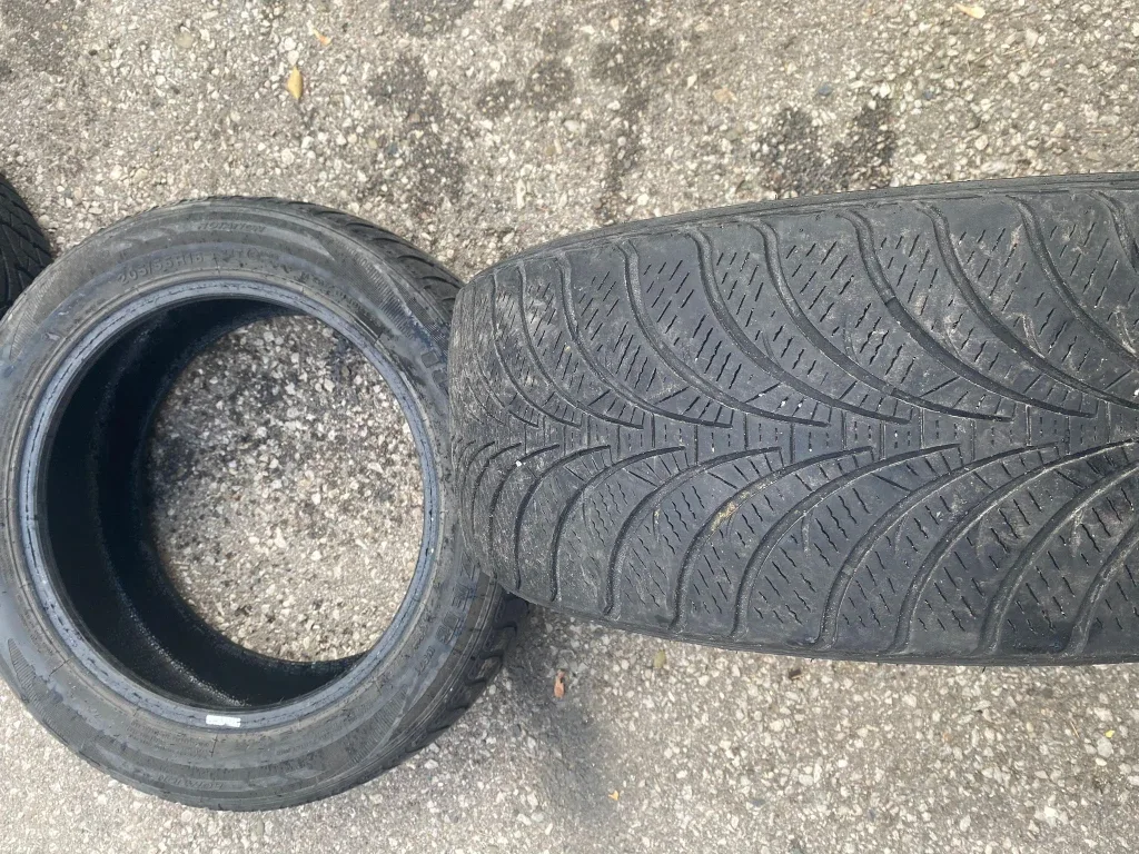 Ice Blazer WSL2 205/55R16 Winter Tire image indicator(7)