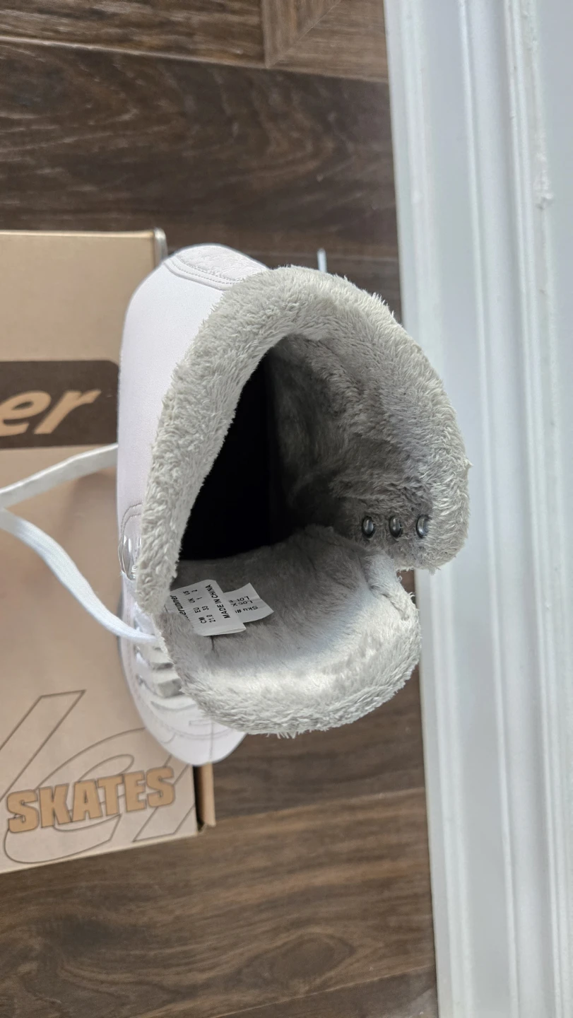 Bladerunner Aurora JR Ice Skates - Size 2 - photo 2