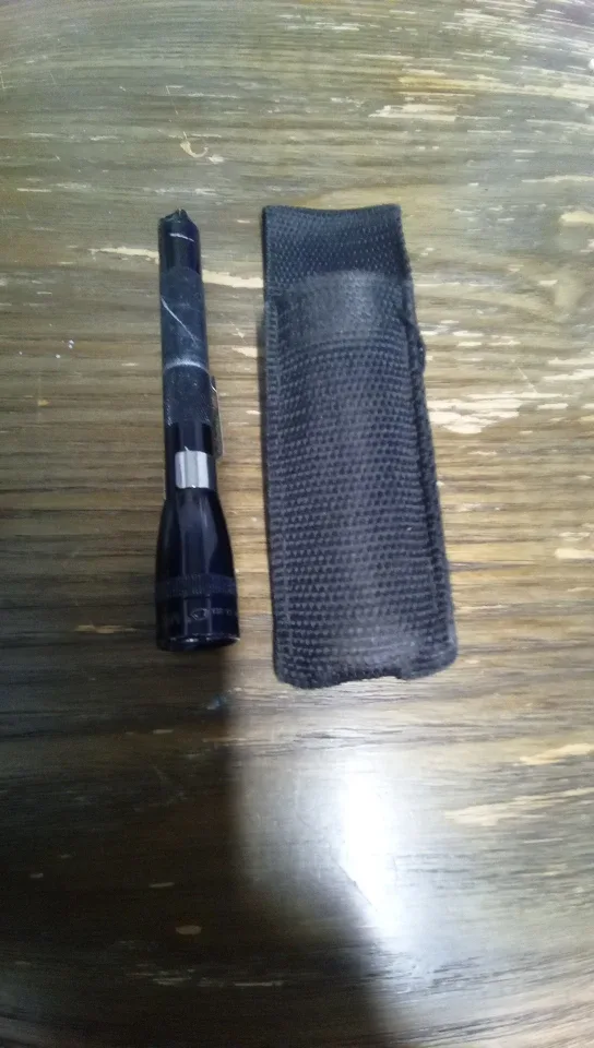 Mini AAA Maglite Flashlight with Pouch. #Cleanout