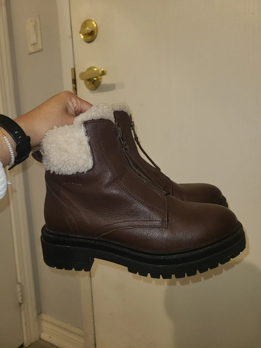 Brown Leather Winter Boots - Womens