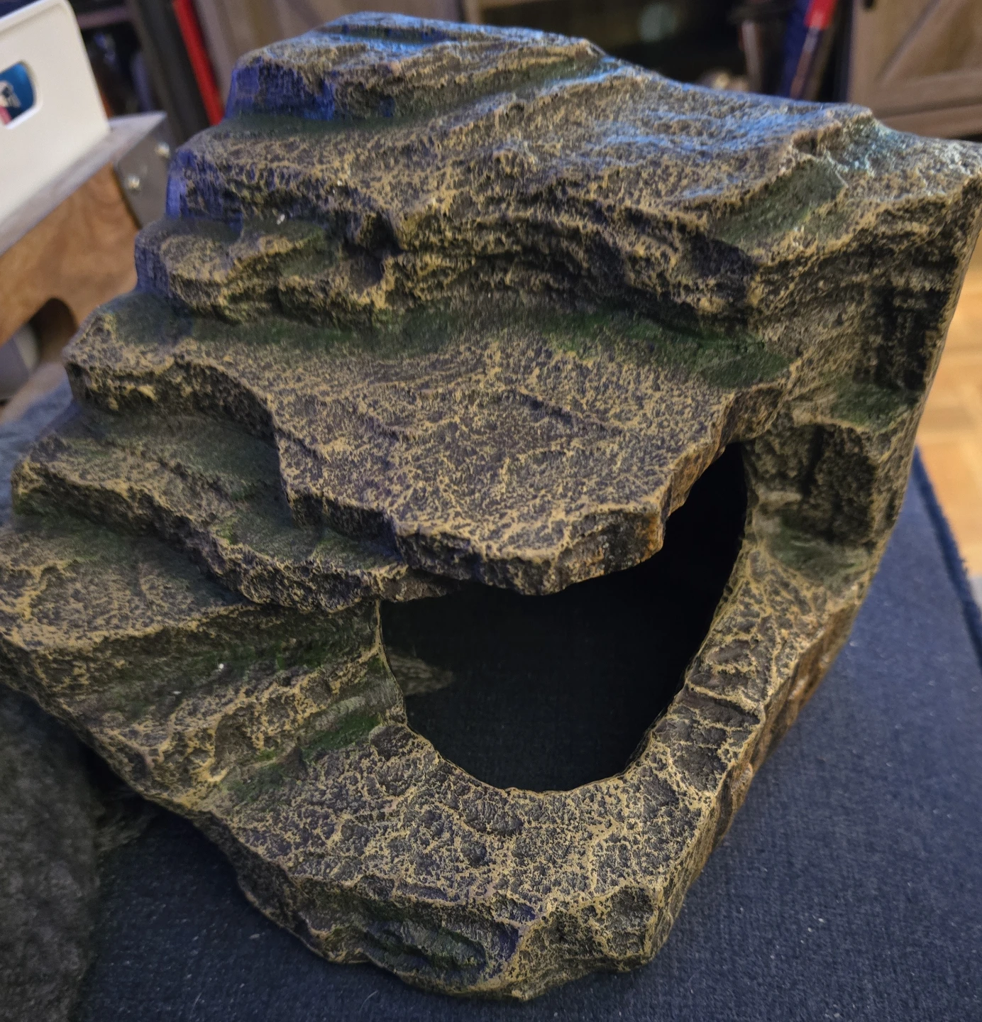 Aquarium Cave Hideout Decor