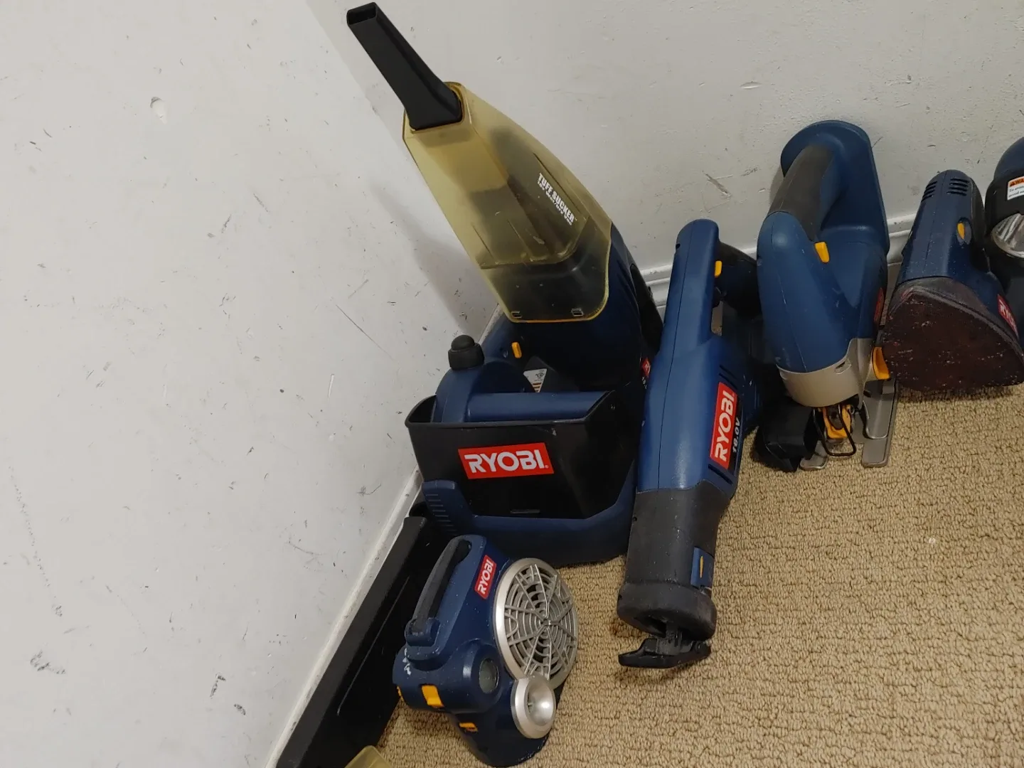 Mixed power tools image indicator(4)