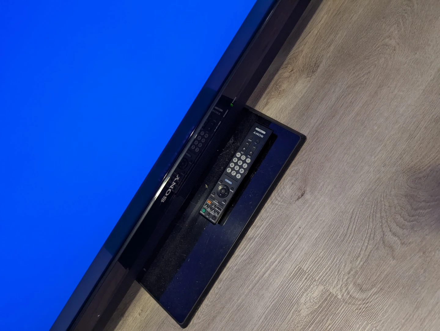 Sony 52 inch TV - photo 3