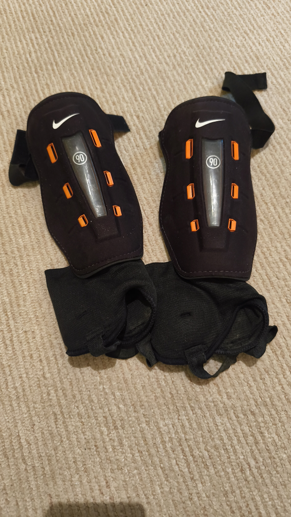 Nike Soccer Shin Guards Size L