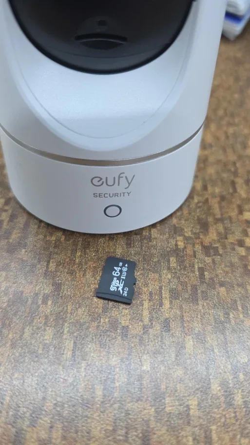 Eufy Security Indoor Cam Pan & Tilt image indicator(3)