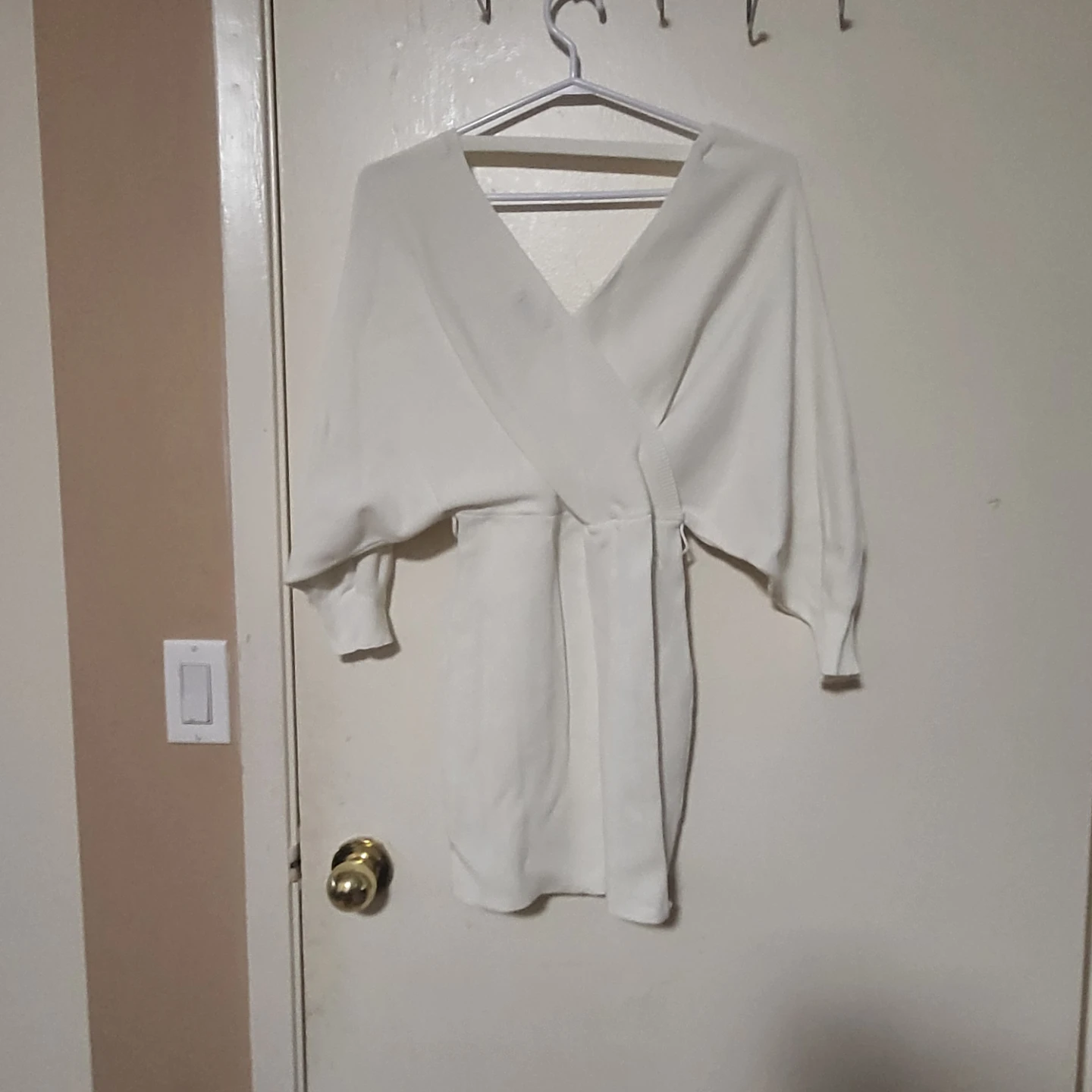 Chelsea White Dress Size M - photo 2
