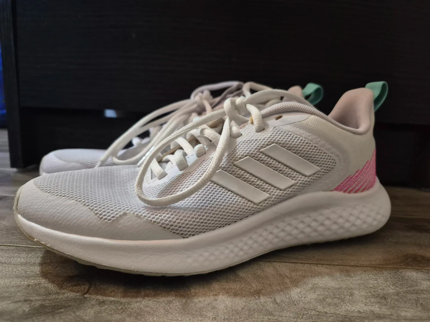 Adidas Fluidflow 2.0 White Running Shoes US 6.0 image indicator(2)