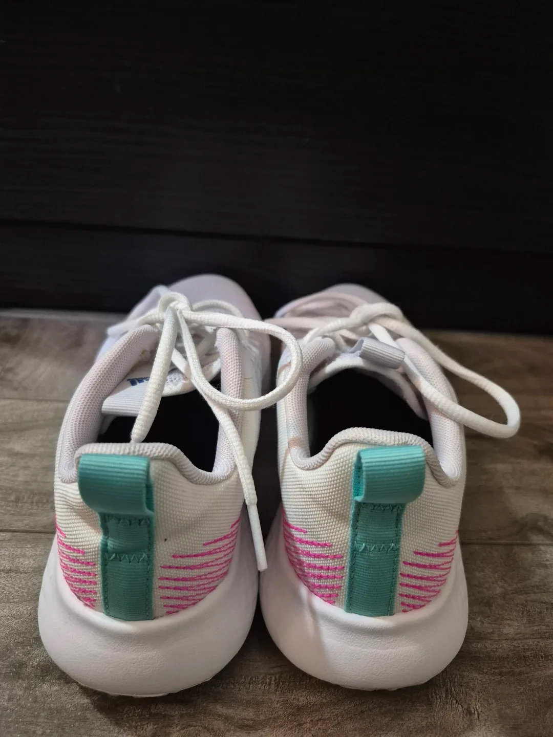 Adidas Fluidflow 2.0 White Running Shoes US 6.0 image indicator(4)