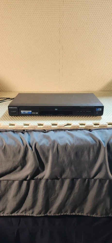 Samsung DVD-P230 Progressive Scan DVD Player