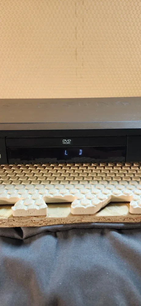 Samsung DVD-P230 Progressive Scan DVD Player image indicator(3)