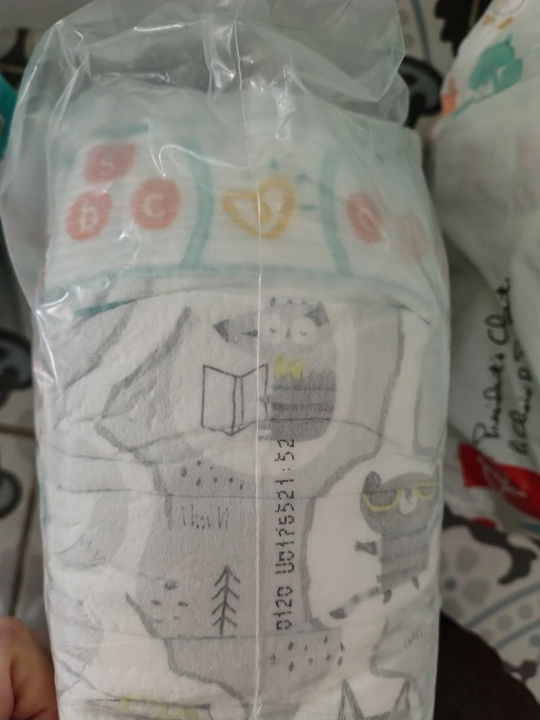 Mixed lot of size 4, 5, 6 leftover diapers - photo 3