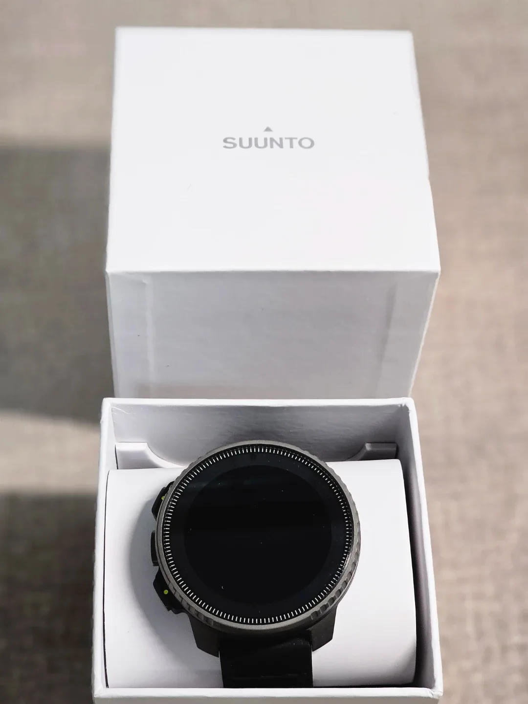 Suunto Vertical Titanium solar black image indicator(4)