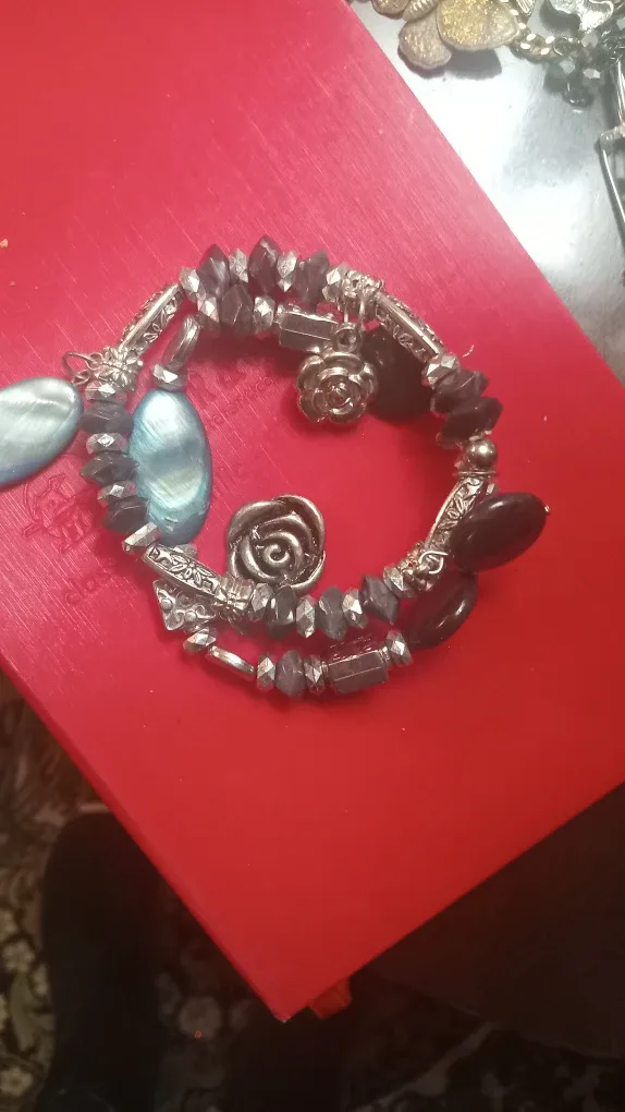 Beaded Bracelet with Rose Charms