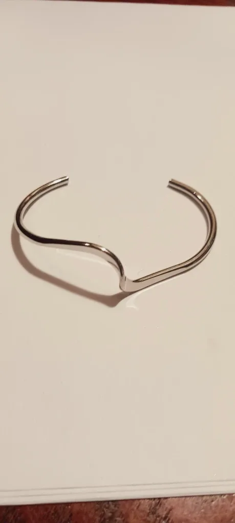 NEW !! Gorgeous Cuff Bracelet