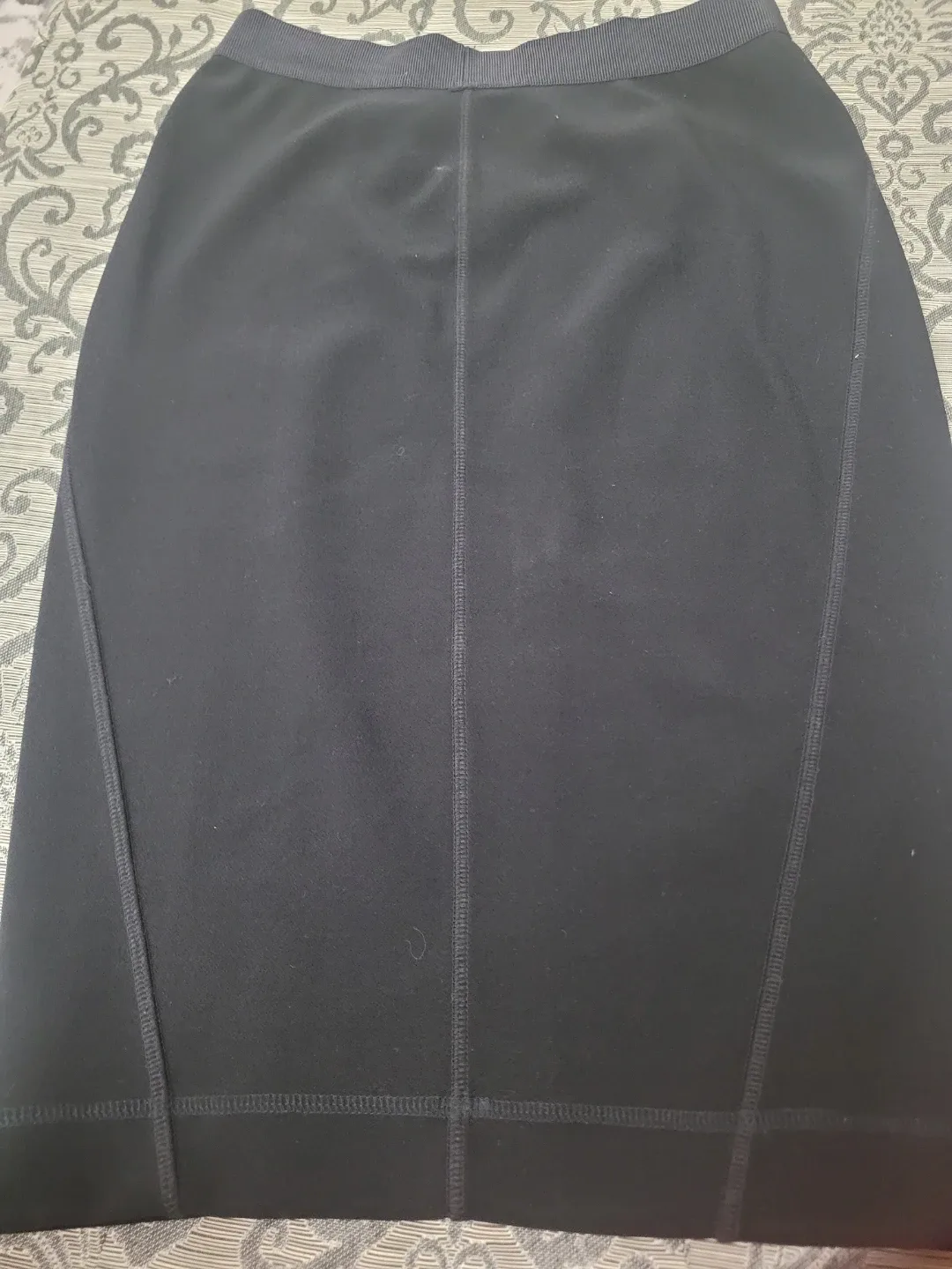 $50 everything Black Skirt - Size XS with 7 gap pants