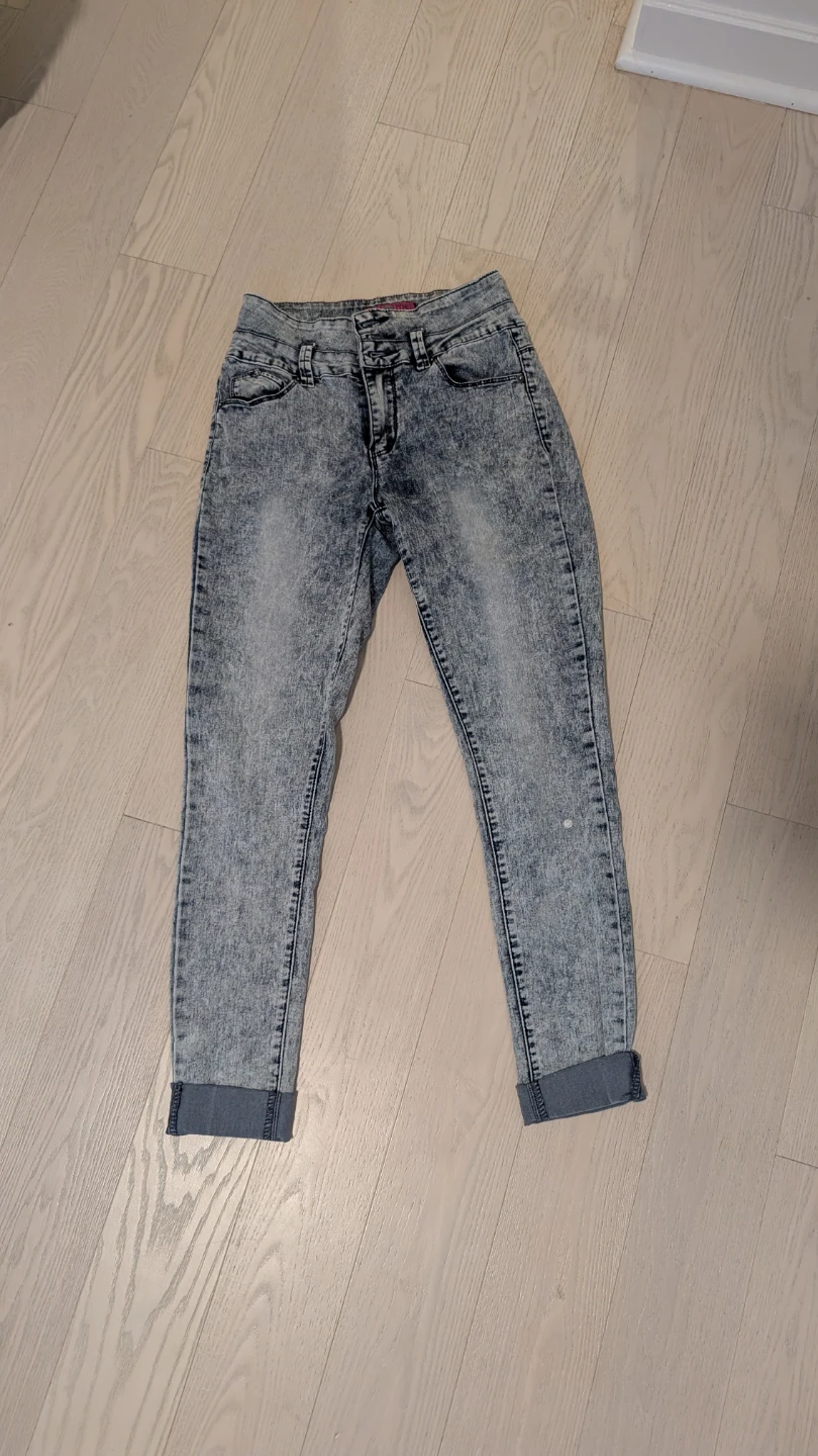 YMI WannaBettaButt Jeans - Size 5