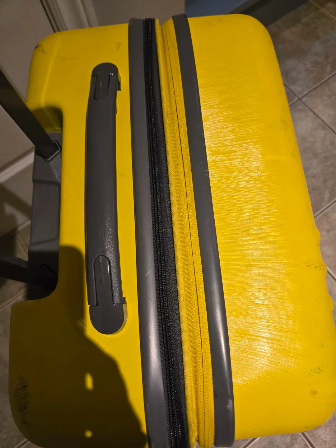 Nautica Yellow 24" Expandable Suitcase image indicator(2)