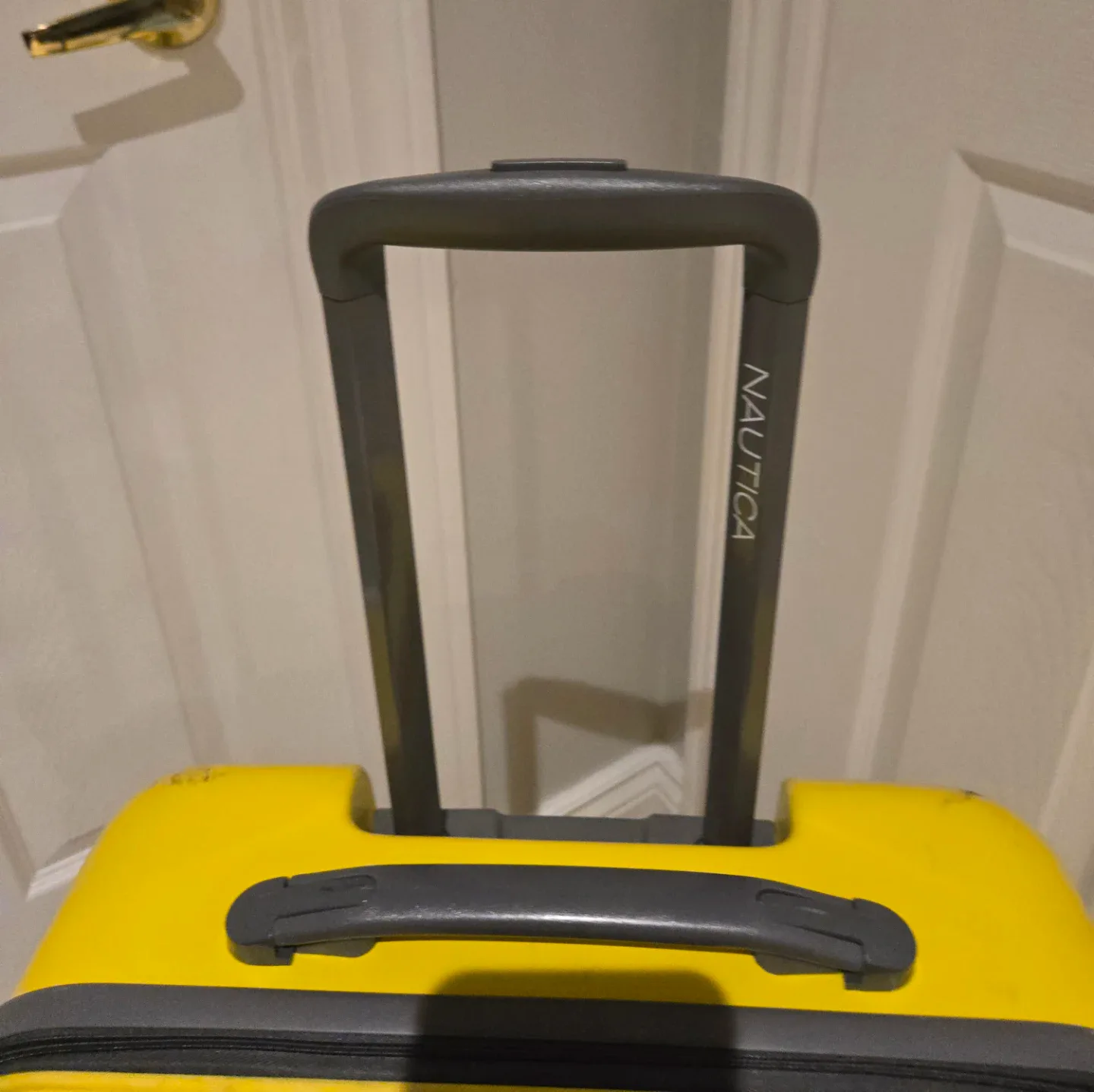 Nautica Yellow 24" Expandable Suitcase image indicator(5)