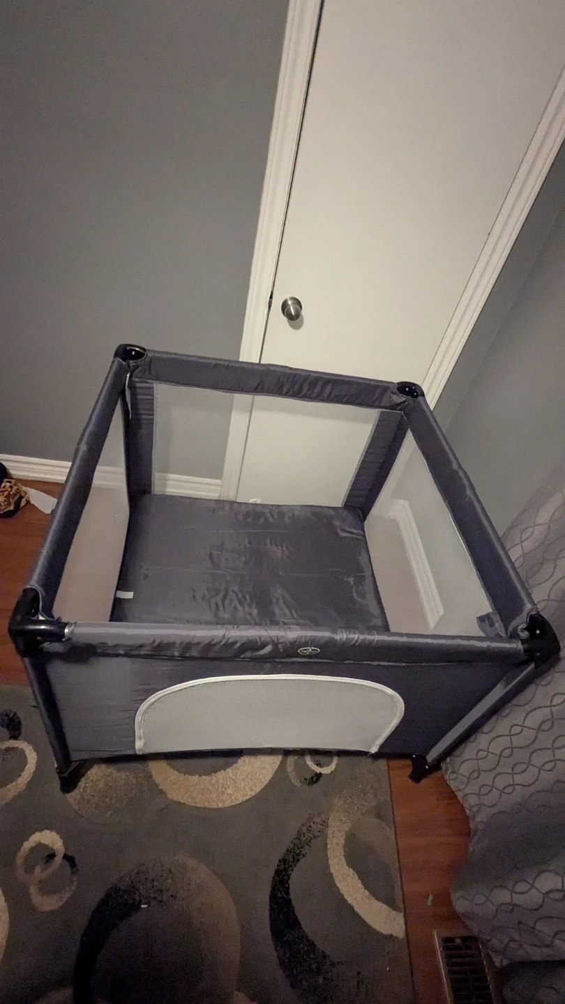 Twin bassinet/playpen - photo 5