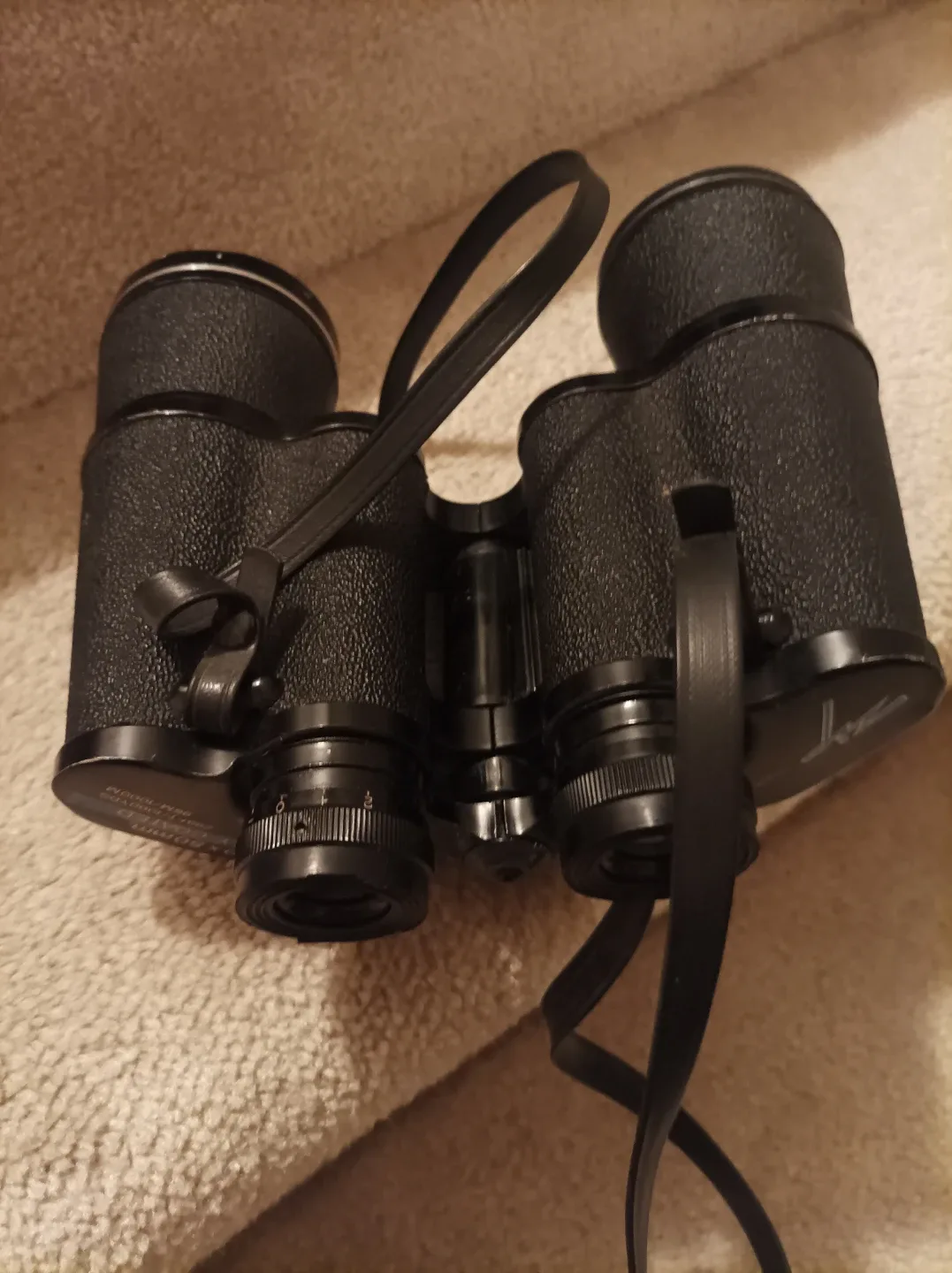 Tasco 200B Binoculars - 10 x 50mm image indicator(4)