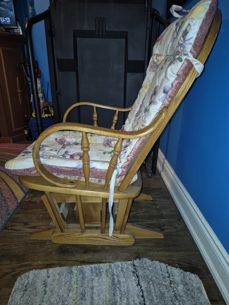 Glider Rocking Chair with Cushions - photo 2